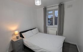 3 Bedroom Apartment Sleeps 8